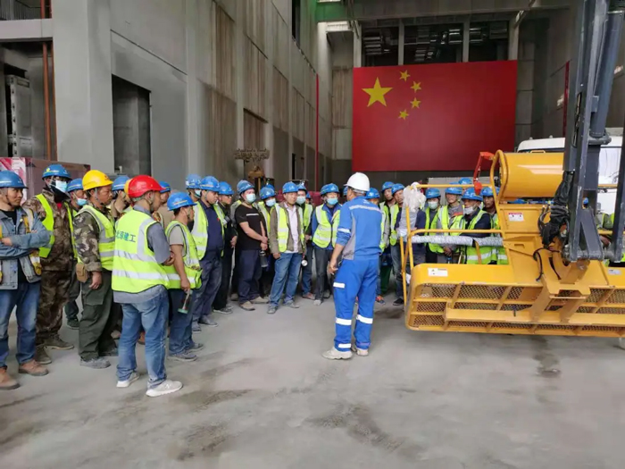 表扬信+锦旗！这是米兰web版登录入口-米兰(中国)
的责任与温度-2.jpg